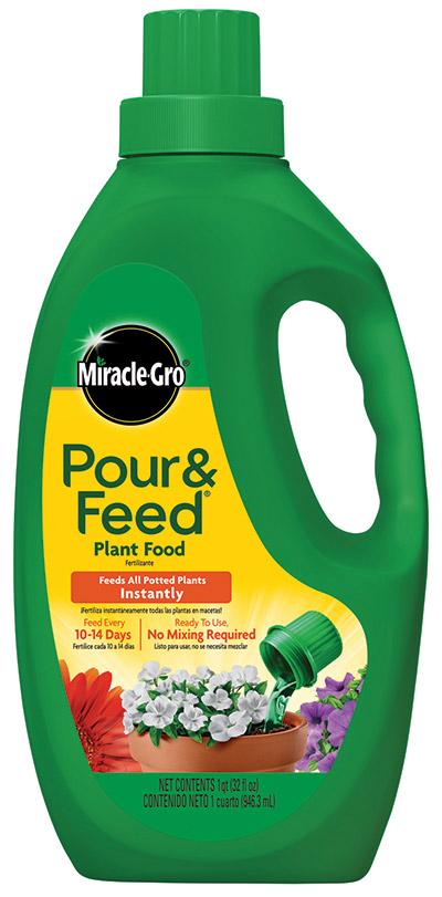 Miracle-Gro&reg; Pour N Feed 32oz Ready to Use