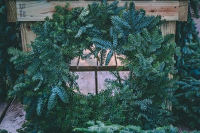 Noble Fir Wreath 34in