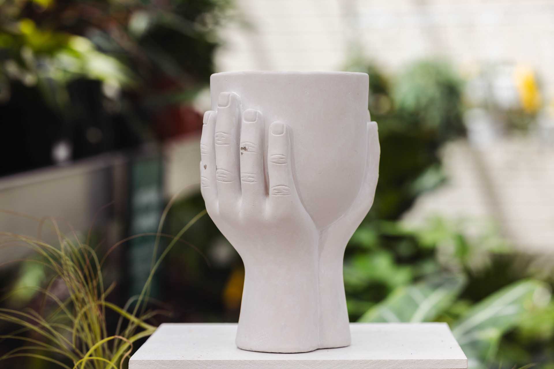 6.5" Hands Holding Pot