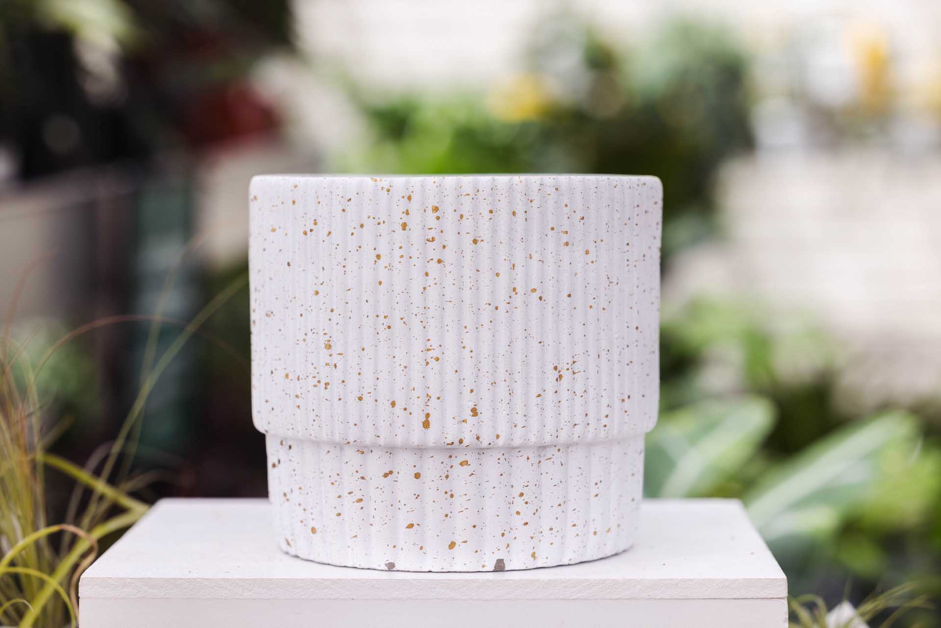 5.5" White Speckled Planter