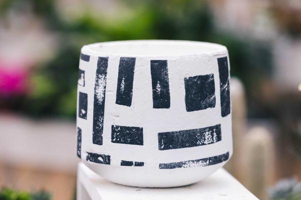 7.5" Black & White Abstract Rectangles Cache Pot