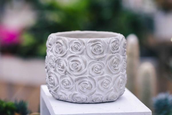 8" Rose Bud Cache Pot