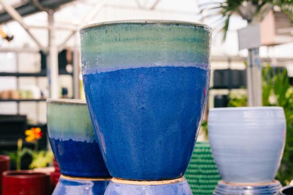 15" Old Jade Blue Egg Pot