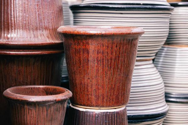 20" Red Flared Patricia Pot