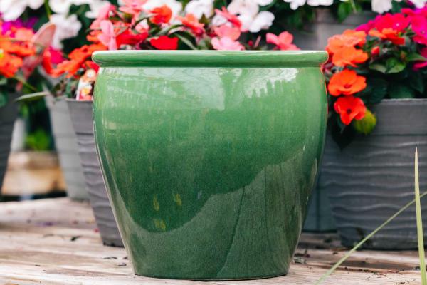 14.5" Green Fade Pot with Lip